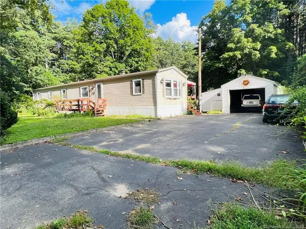 262 South Shore Road, Killingly, CT 06241