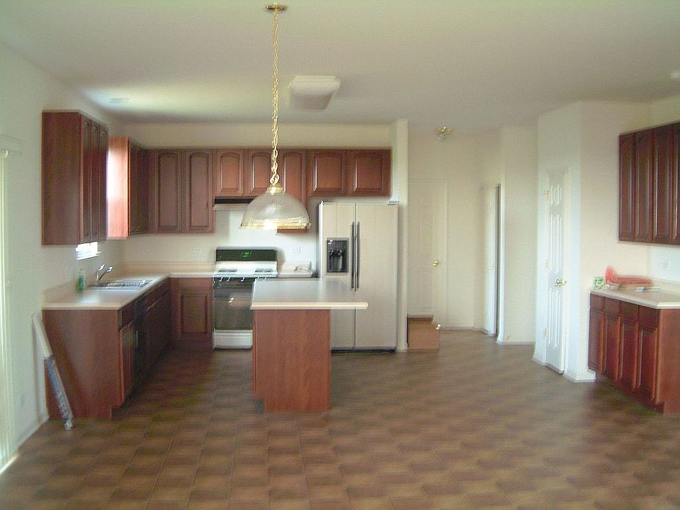 1st image of 3122 Whirlaway Ln