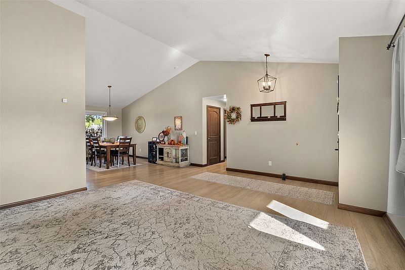 4th image of 8228 12th Ct SE