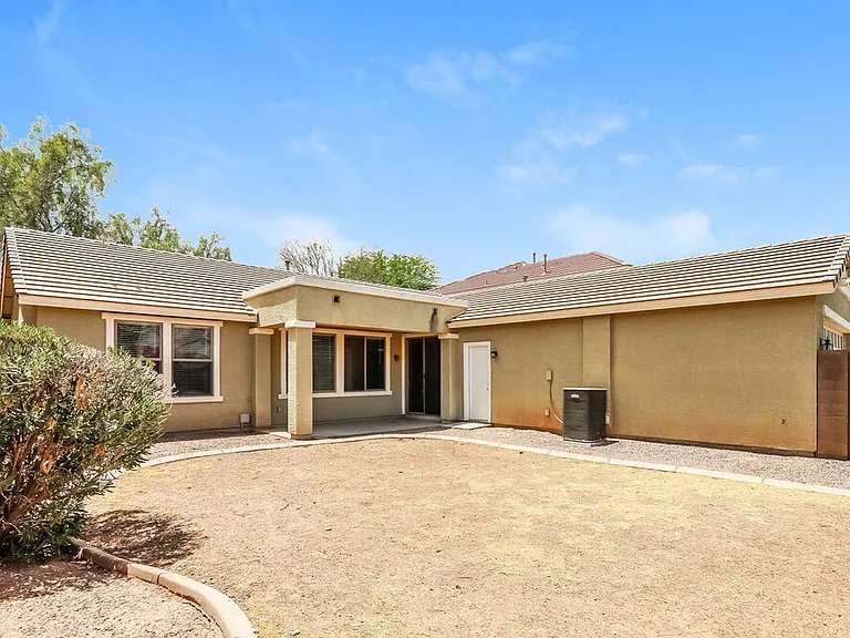 3258 E Ivanhoe St — Photo 16