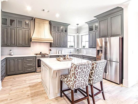 4th image of 117 Persimmon Dr
