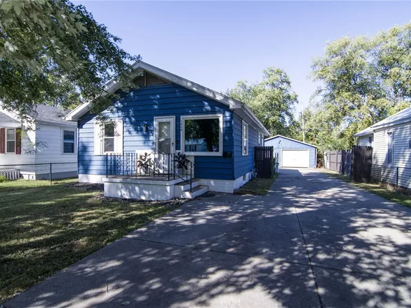 1530 W Cushing St, Decatur, IL 62526