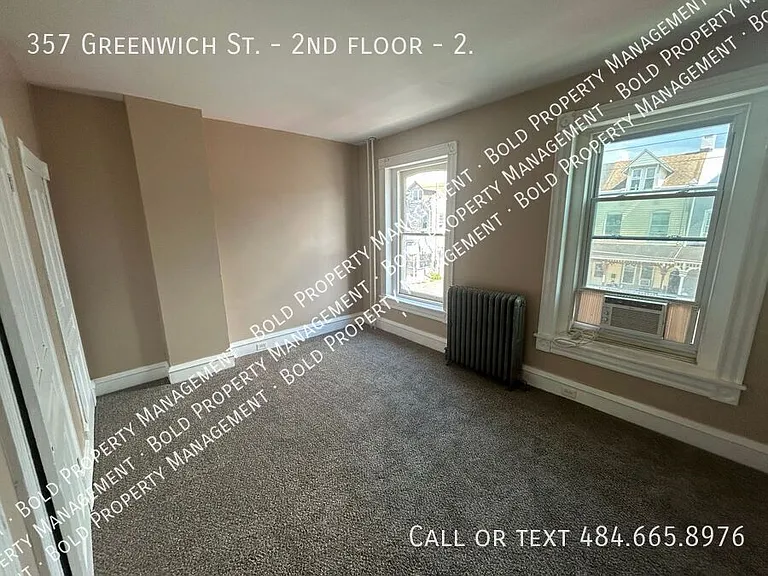 357 W Greenwich St #2 — Photo 9