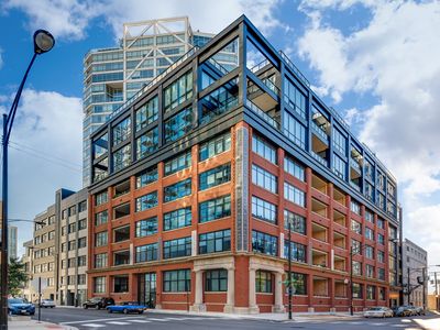676 N Kingsbury St #Penthouse 608, Chicago, IL, 60654