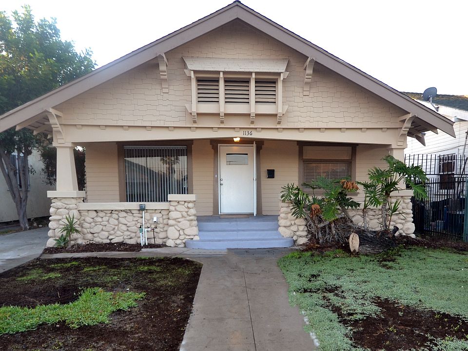 1st image of 1136 W 49th St