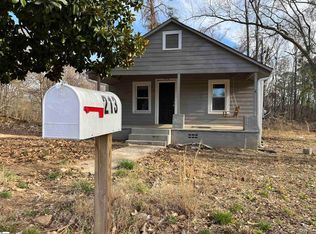 213 Law St, Woodruff, SC 29388