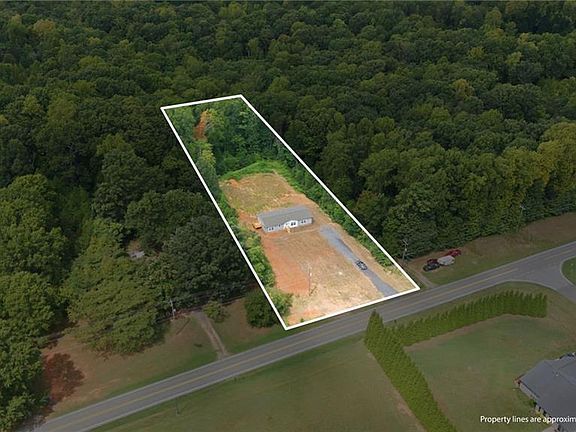 3rd image of 2554 Ellisboro Rd