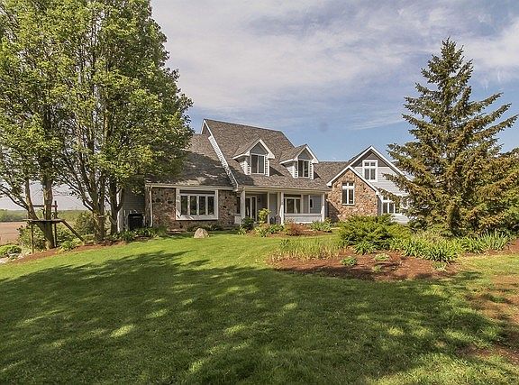 5th image of 6717 Linden Ln