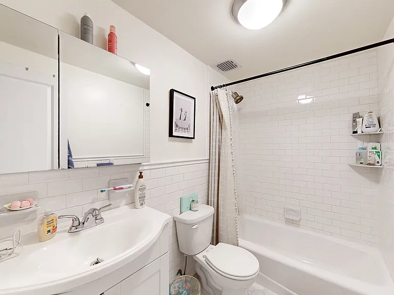 155 W 75th St #3FR — Photo 13