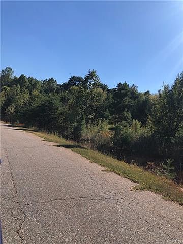 2nd image of 3812 Amber Dr
