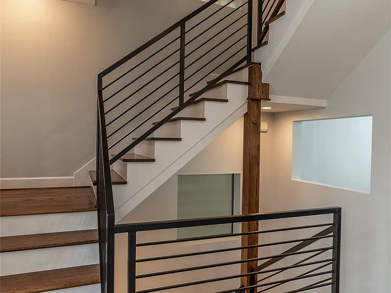 1418 Shearn St — Photo 15
