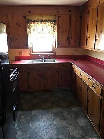 2nd image of 356 White Jenkins Rd
