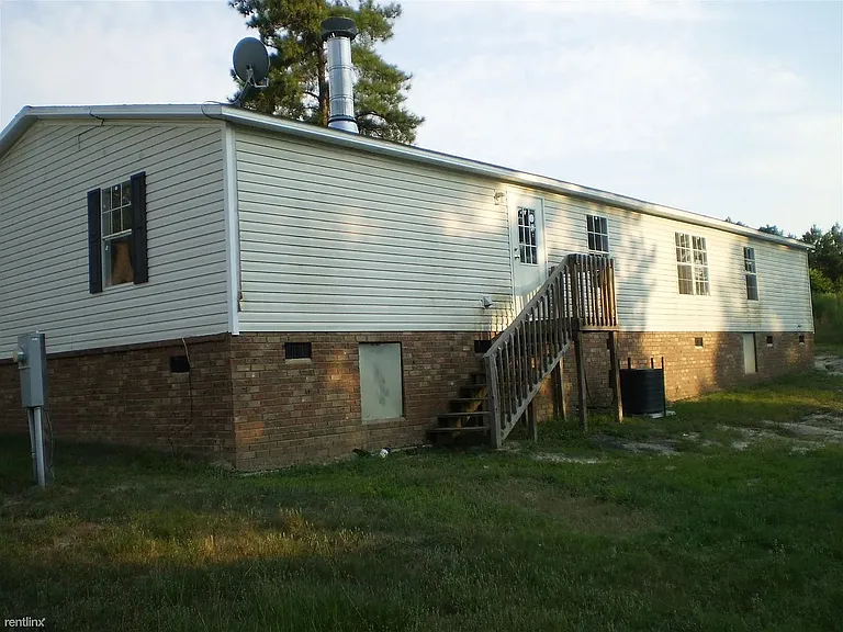 240 Crestridge Dr — Photo 3