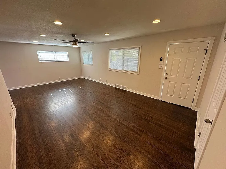 1186 Rosemary St — Photo 3