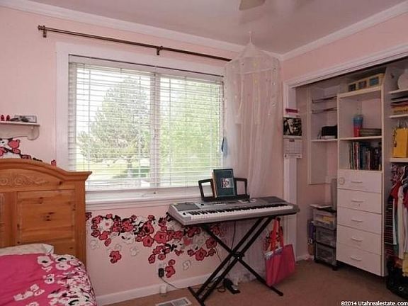 3rd image of 2543 W Kamas Dr