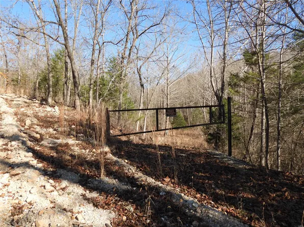 20820 Laramie Rd, Saint Robert, MO 65584