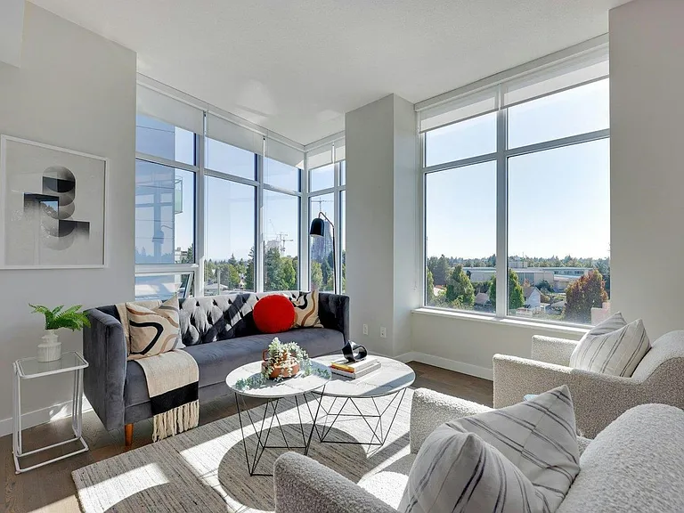 5033 Cambie St #604 — Photo 8