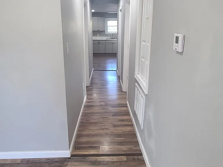 317 N Indianola St — Photo 6