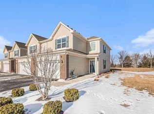1848 Wren Rd, Yorkville, IL 60560