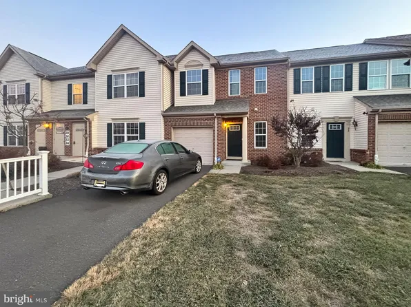 26 Sundance Dr, Hamilton, NJ 08619