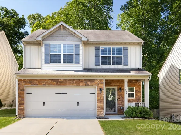 2750 Old House Cir, Matthews, NC 28105
