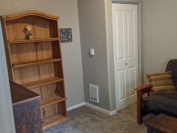 413 E Walnut Ave - Bedroom (2)_11262022