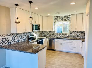 2811 E Siesta Ln, Phoenix, AZ 85050