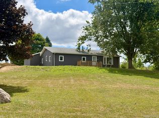 12248 E Atherton Rd, Davison, MI 48423