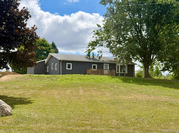 12248 E Atherton Rd, Davison, MI 48423