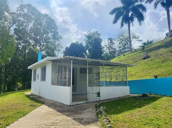 KM 12.2 INT LAS PAPAYAS RD (SR-185) #Lots A and B, CAROLINA, PR 00987