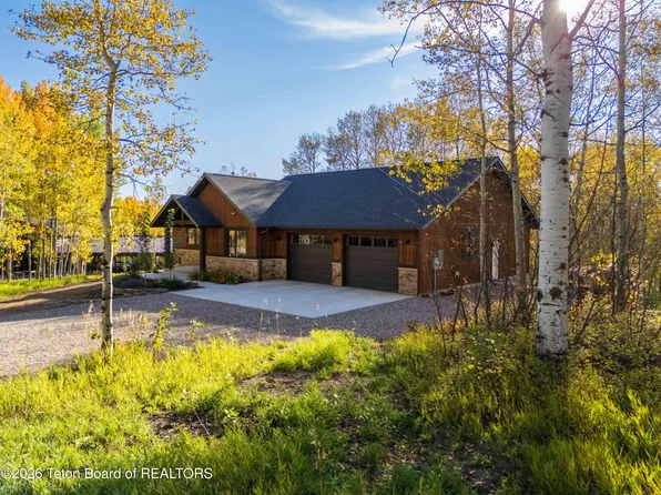 163 Cottonwood Ln, Star Valley Ranch, WY 83127