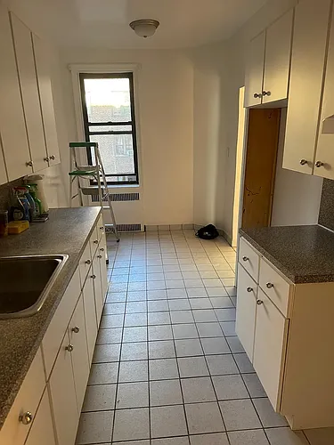 35-09 29th St #4C Photo 1