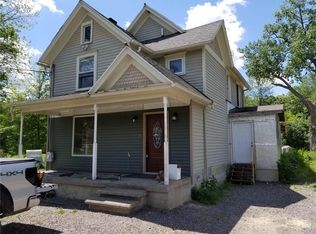1094 County Road 8, Farmington, NY 14425