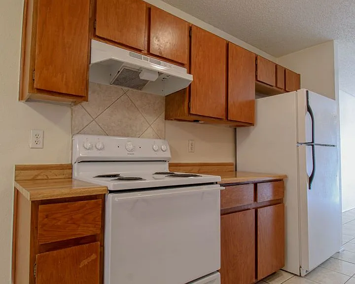 6214 Ridge Glade St — Photo 16
