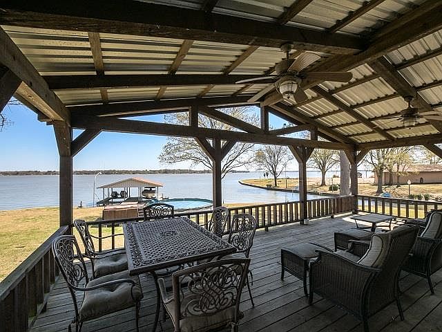 1st image of 109 Palisade Pl