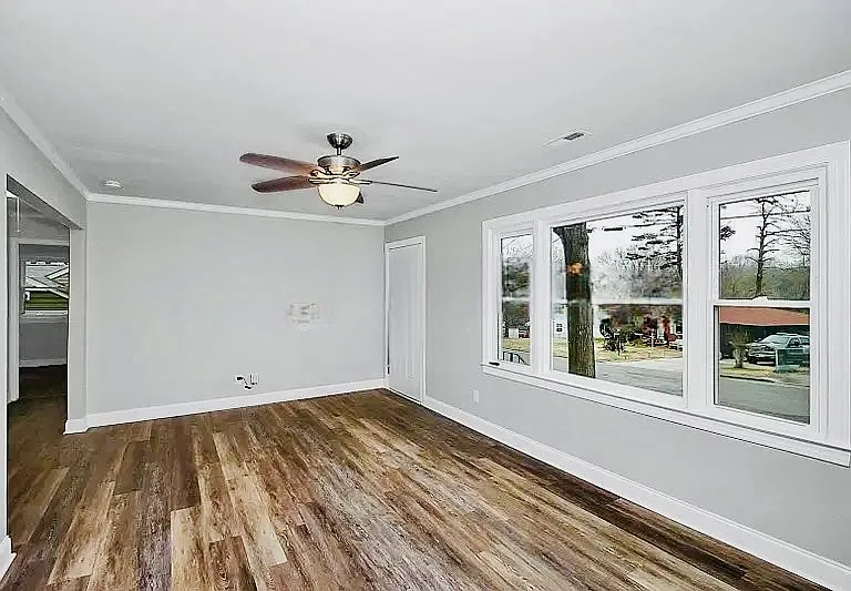 608 Westwood Cir — Photo 7