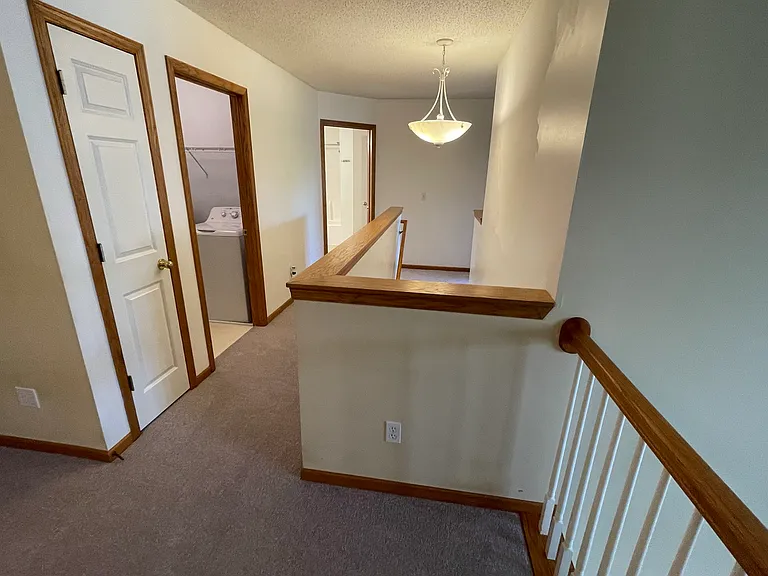 1725 Countryside Dr — Photo 4