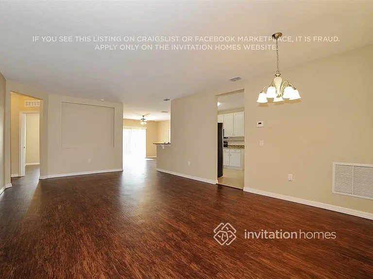 2071 Kabat Ave — Photo 3