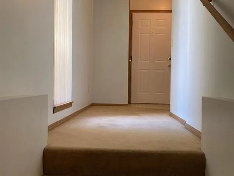 210 & 212 E Campbell St — Photo 13