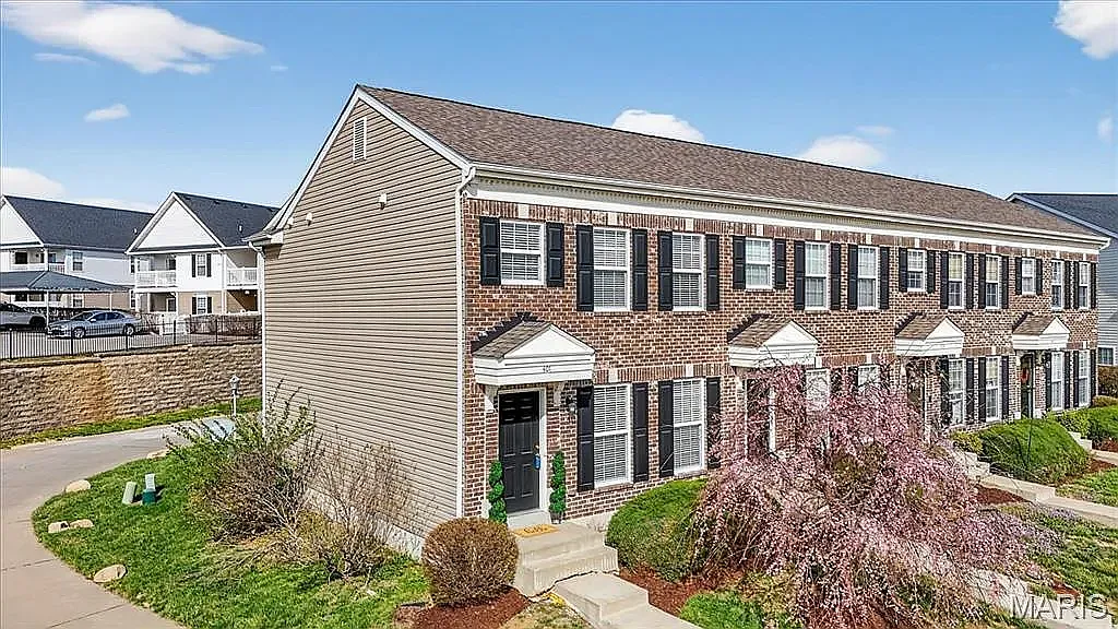 Building Photo - 401 Wild Oak Dr