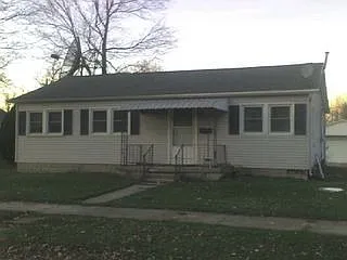 504 Corwin St photo 1