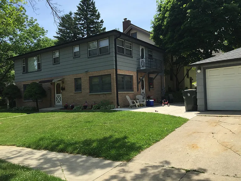 7009 W Lloyd St — Photo 15