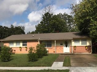 3831 Emerald Dr, Mesquite, TX