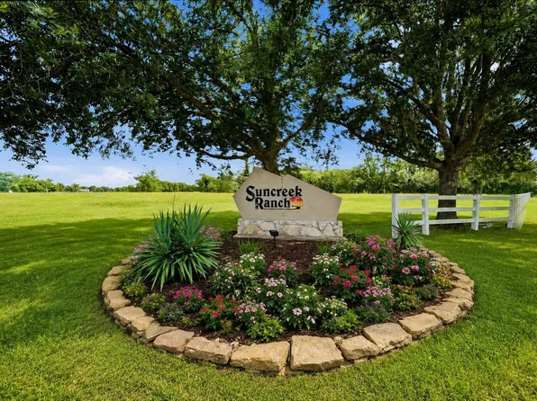 1011 W Fm 1462, Rosharon, TX 77583