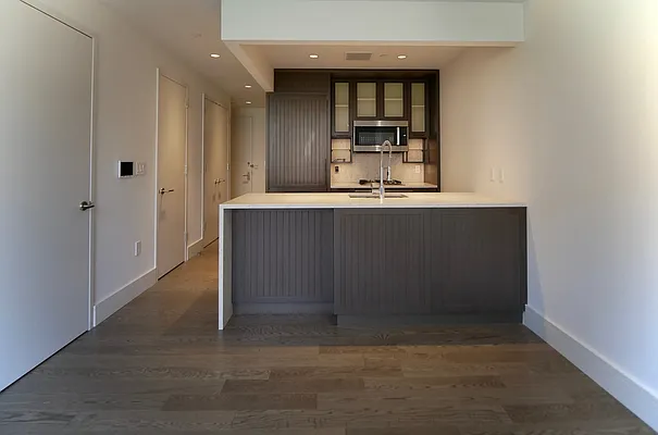 Rented by Extell Marketing Group LLC | media 15