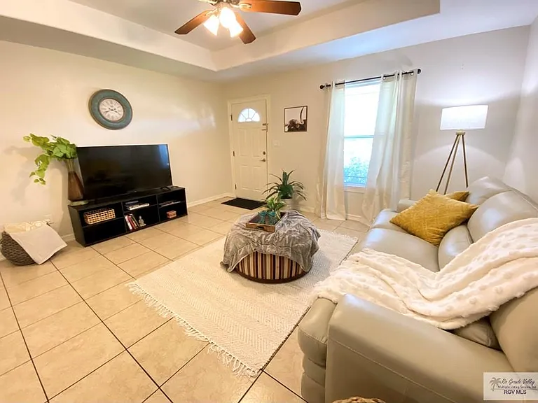 6621 Garden Woods Ave #B — Photo 6