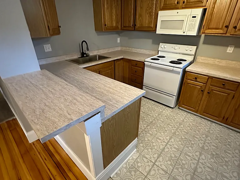 33 King St #3 — Photo 4