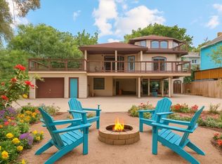 224 Clear Lake Rd, Clear Lake Shores, TX 77565