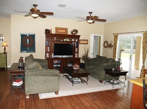 2nd image of 1630 Firefly Ln