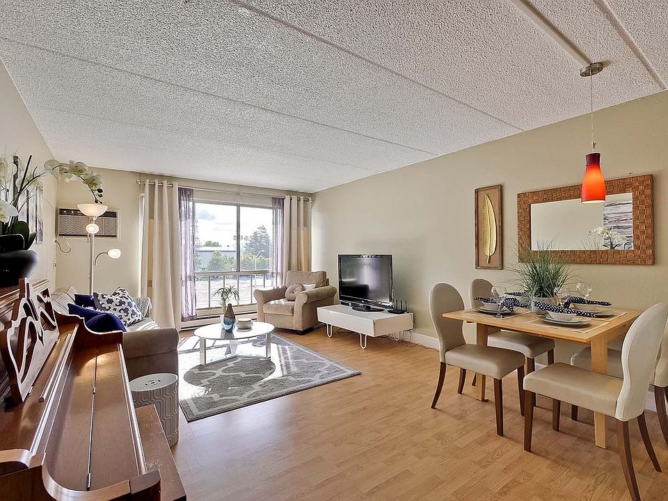 1st image of 1700 Civic Center Dr APT 301
